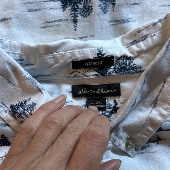 Eddie Bauer Men’s Short Sleeve Button Down Shirt Mountains Trees 2XL Classic Fit - Picture 4 of 5
